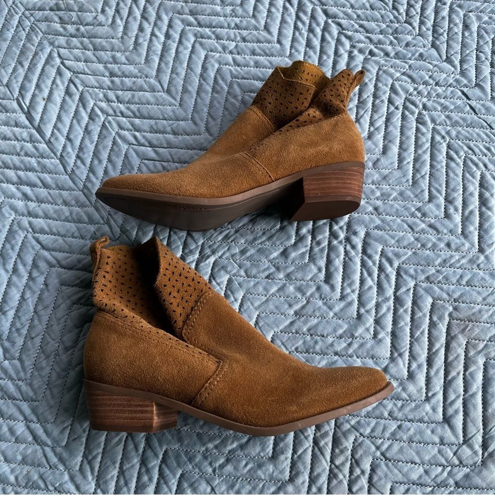 american eagle outfitters brown ankle booties size 8.5